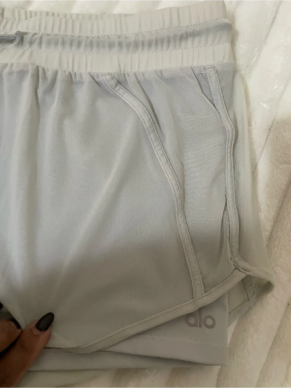 ALO Yoga Women’s White Run Short with Drawstring Waist